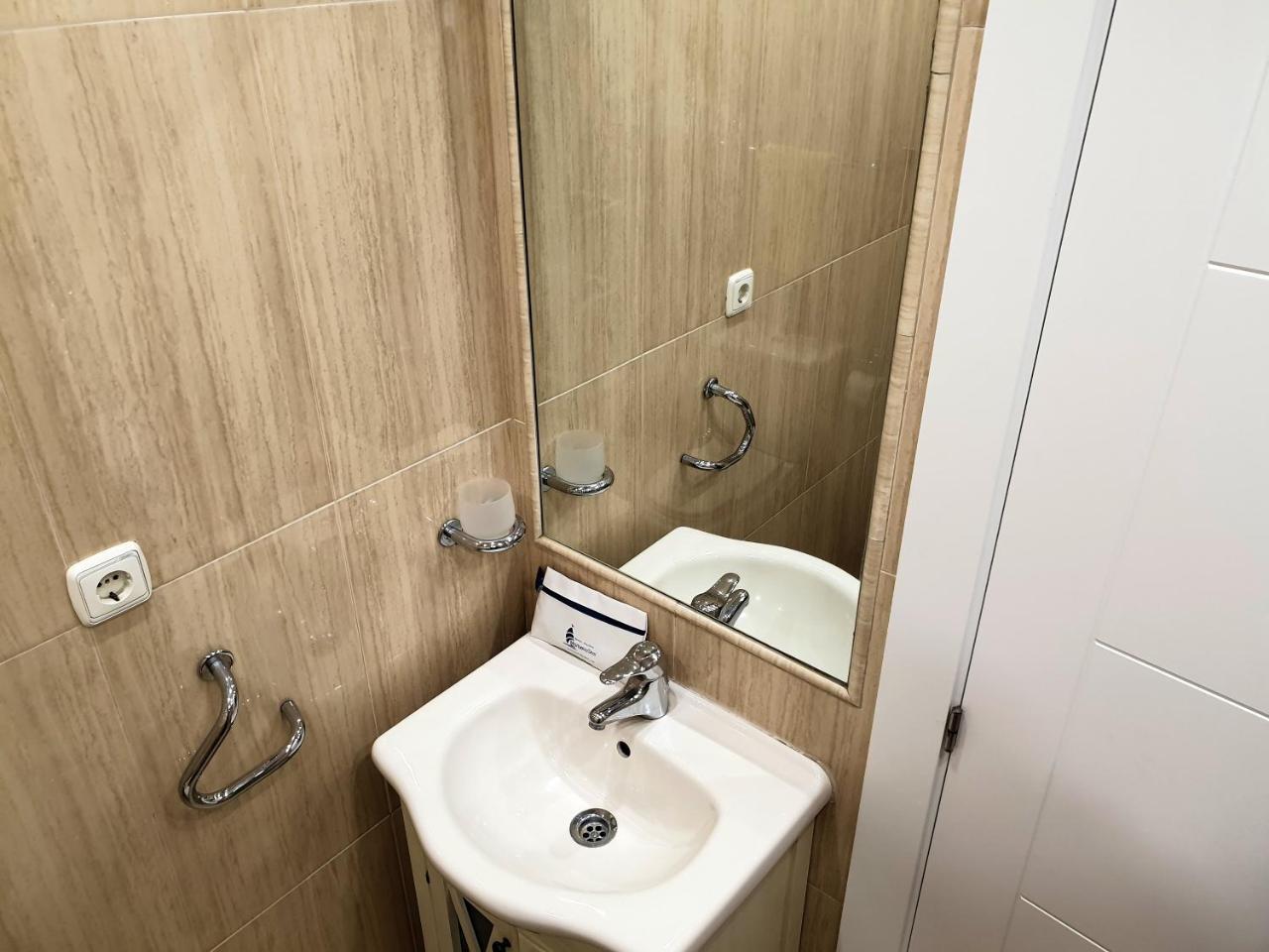 Apartamento Spacious 3 Bedroom 2nd Line Center